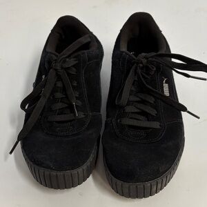 Puma Women’s Classic Black Sneakers